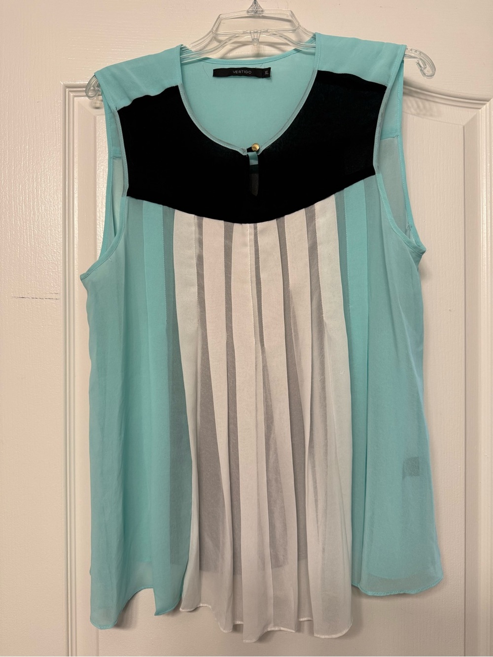 Vertigo Paris XL Sleeveless Chiffon Colorblock Blouse Aqua Black Pleated Top
